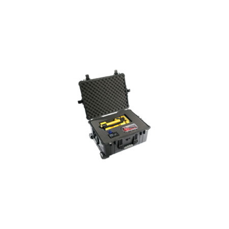 Pelican 1610 Travel/Luggage Case Travel Essential - Black