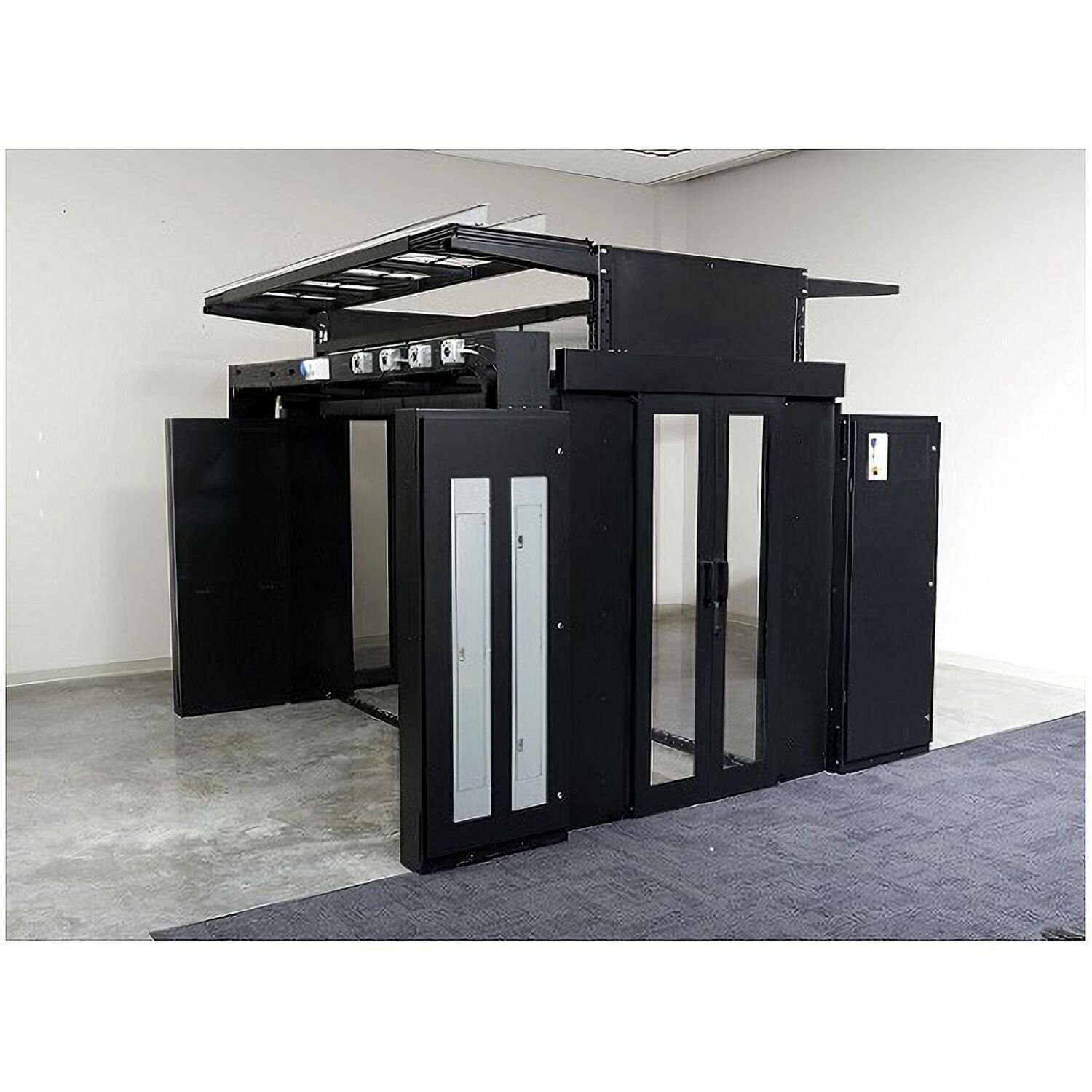 APC by Schneider Electric Blindpaneel