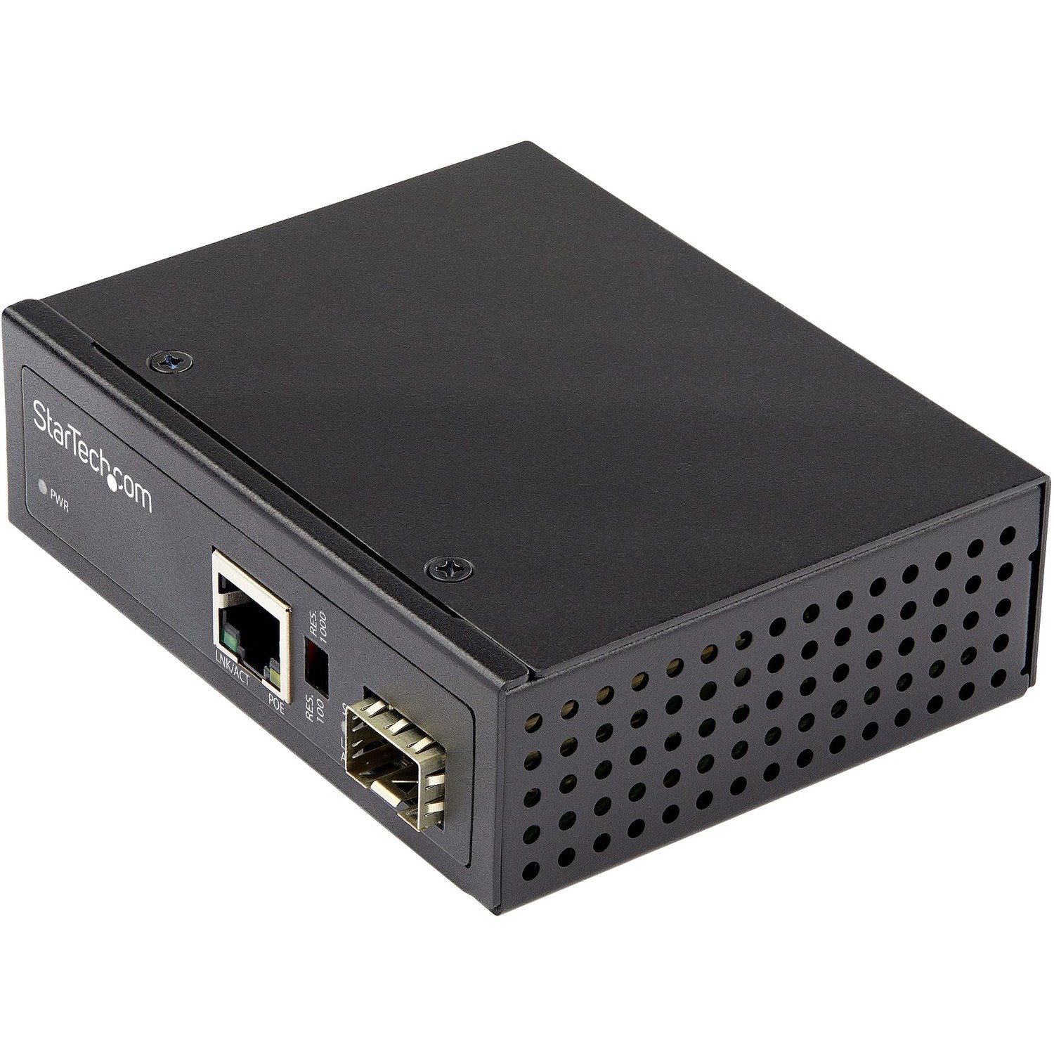 StarTech.com PoE+ Industrial Fiber to Ethernet Media Converter 60W - SFP to RJ45 - SM/MM Fiber to Gigabit Copper IP-30