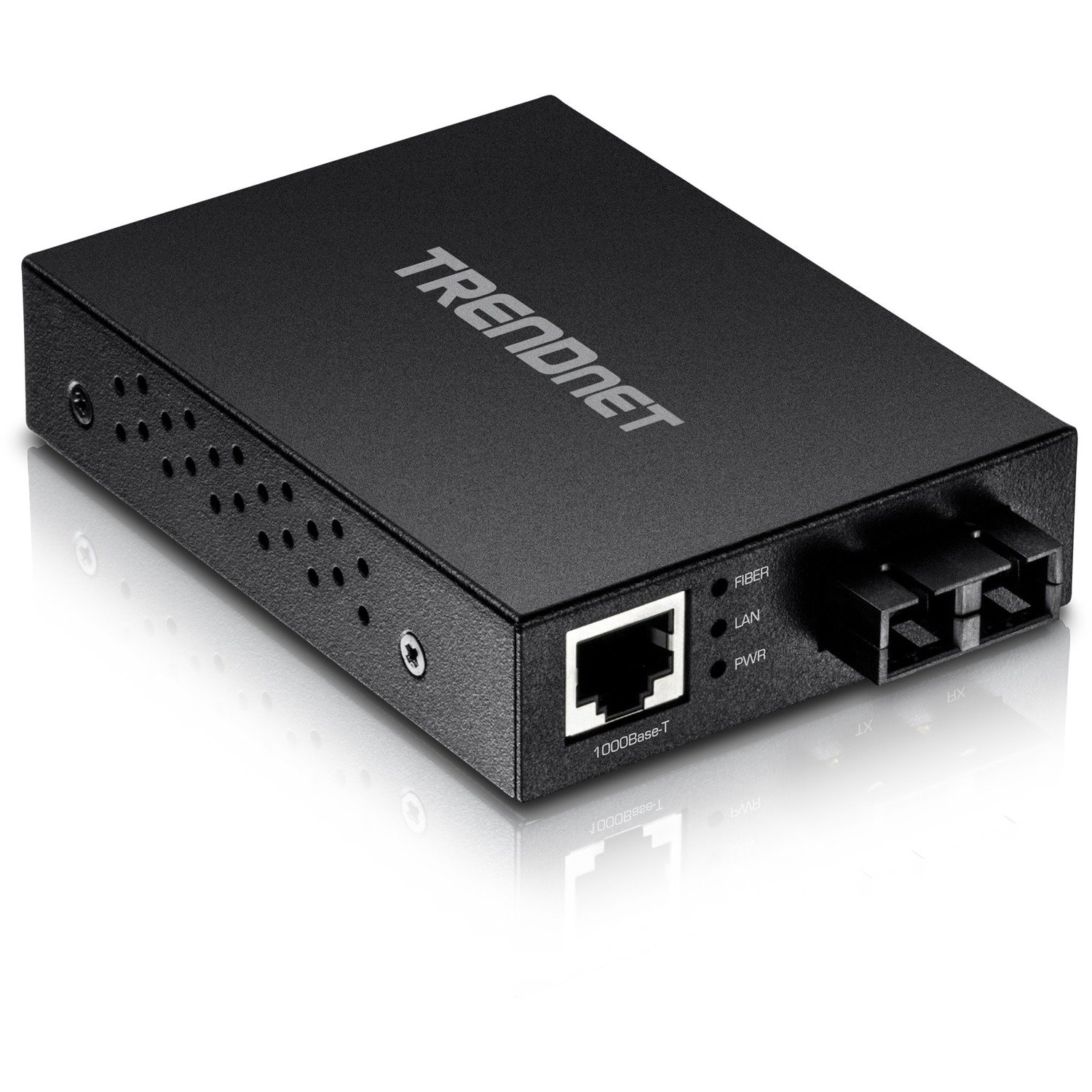 TRENDnet 1000Base-T to 1000Base-SX Multi-Mode SC Fiber Converter; Up to 550m (1800 ft.); 2 Gbps Switching Capacity; TFC-GMSC