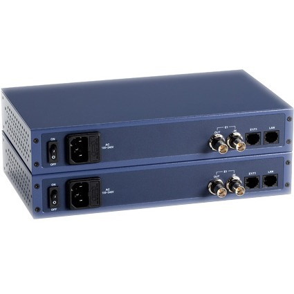 Black Box LR0300 Series Managed T1/E1 Fast Ethernet Extender Kit - 1km, 2-Mbps