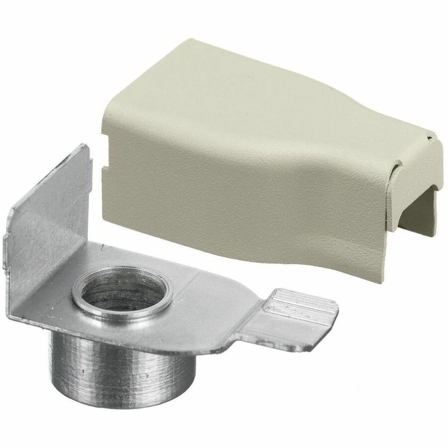 Bryant Metal Raceway, Conduit Connector, HBL500/700/750 Series, Ivory