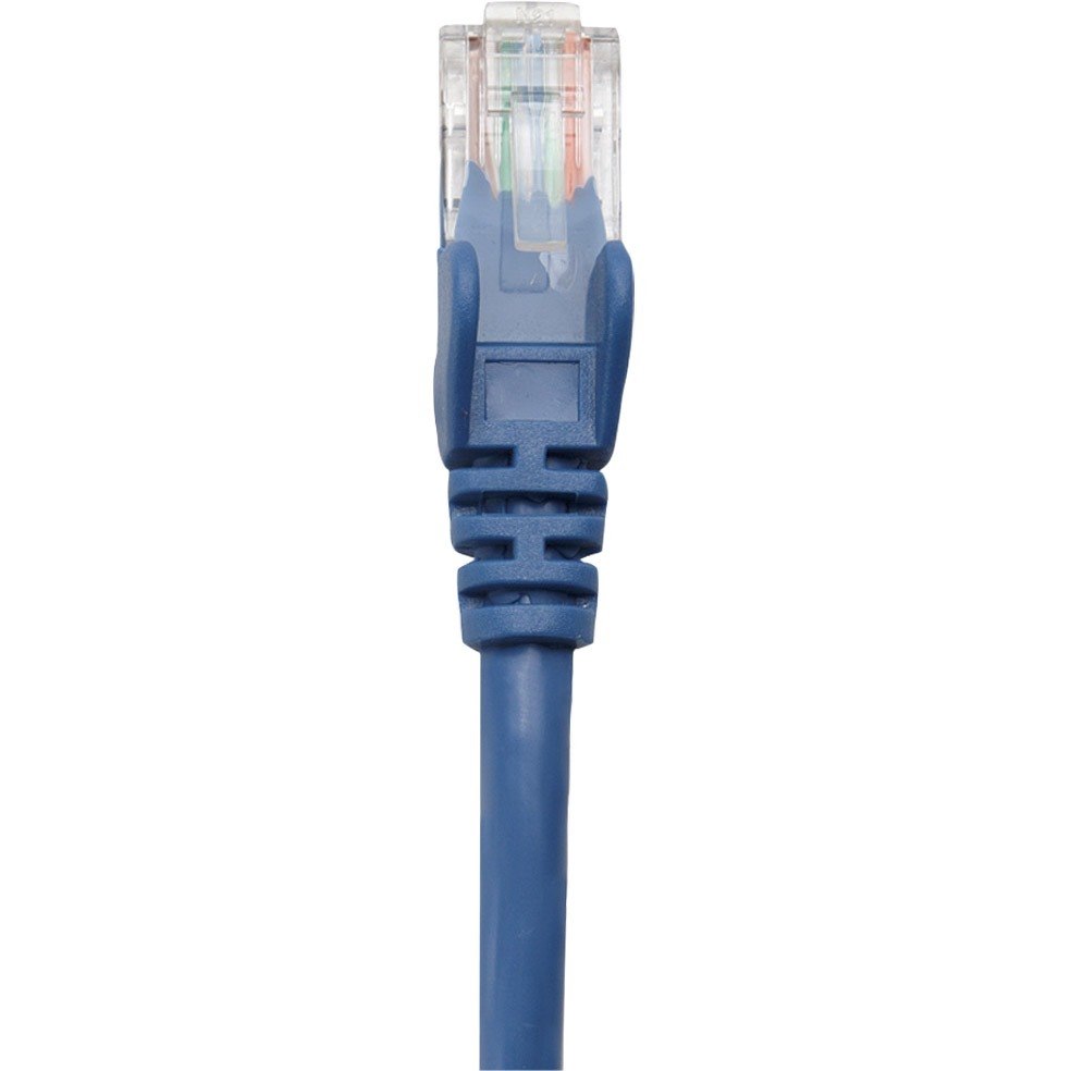 Intellinet Network Solutions Cat5e UTP Network Patch Cable, 1.5 ft (0.5 m), Blue