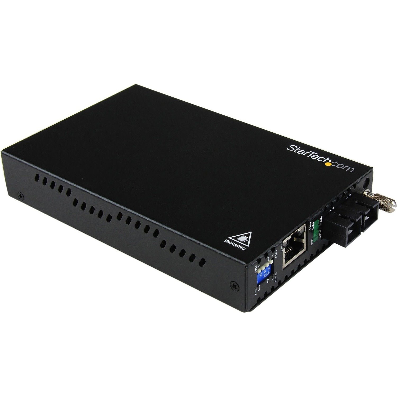 StarTech.com Multimode (MM) SC Fiber Media Converter for 1Gbe Network - 550m Range - Gigabit Ethernet -Remote Monitoring - 850nm (ET91000SC2)