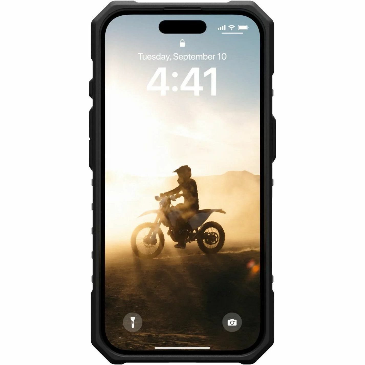 Urban Armor Gear Pathfinder Clear iPhone 16 Case - Ice/Silver