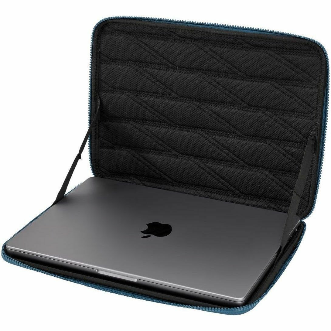 Thule Gauntlet TGSE2358 Carrying Case (Sleeve) for 33 cm (13") to 36.1 cm (14.2") Apple Notebook - Blue