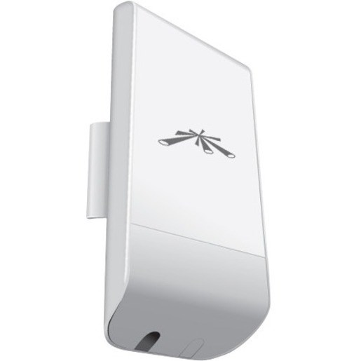 Ubiquiti NanoStation locoM5 IEEE 802.11n 150 Mbit/s Wireless Bridge