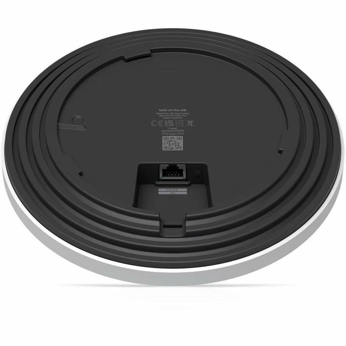 Ubiquiti U7 Pro U7 Pro XG Tri Band Wi-Fi 7 IEEE 802.11n/ac/ax/be/v/r/k 5.80 Gbit/s Wireless Access Point