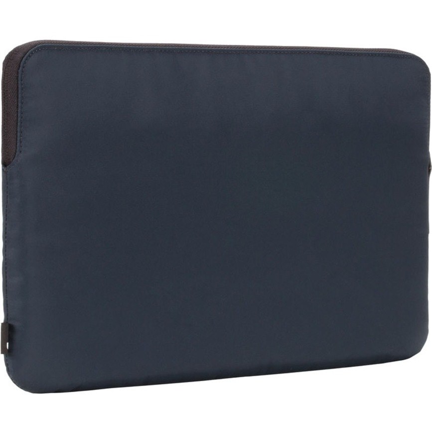 Incase Compact Sleeve in Flight Nylon for 13-inch MacBook Pro Retina / Pro - Thunderbolt 3 (USB-C) and 13-inch MacBook Air with Retina Display - Navy