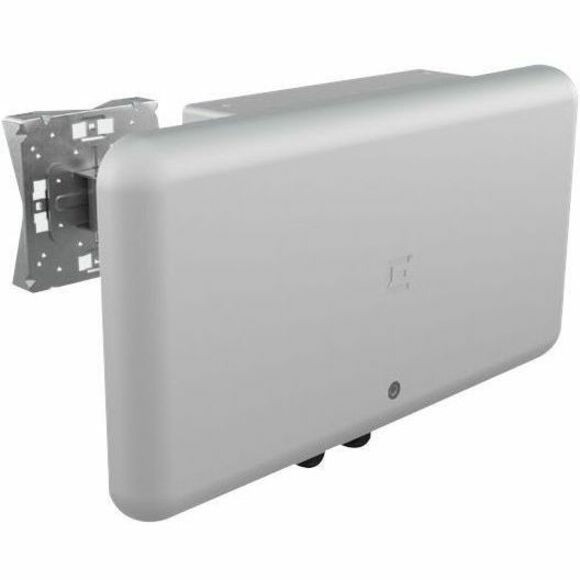 Extreme Outdoor Tri Radio Wifi 6E Ap (4X4:4) 2.4, 5, 6 GHZ Multirate Port Int Directional