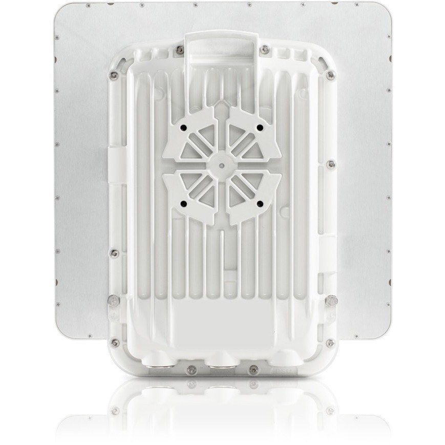 Cambium Networks PTP 670 450 Mbit/s Wireless Bridge