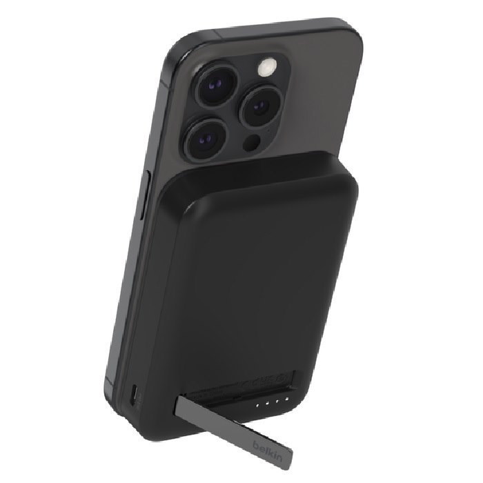 Belkin BoostCharge Pro 8K mAh Magnetic Power Bank With Qi2 + Usb-C Cable (1M) - Black(BPD007BTBK),15W, 1xUSB-C, Overcharge Protection,2 Years Warranty