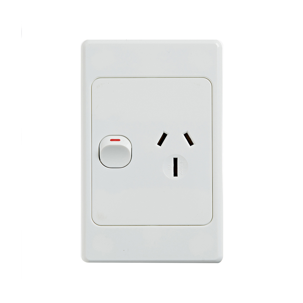 4Cabling 4C | Ultima Single Power Point 250V 15A - Vertical