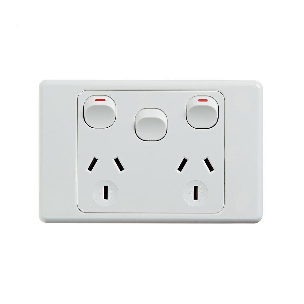 4Cabling 4C | Ultima Double Power Point 250V 10A With 16Ax Extra Switch - Horizontal