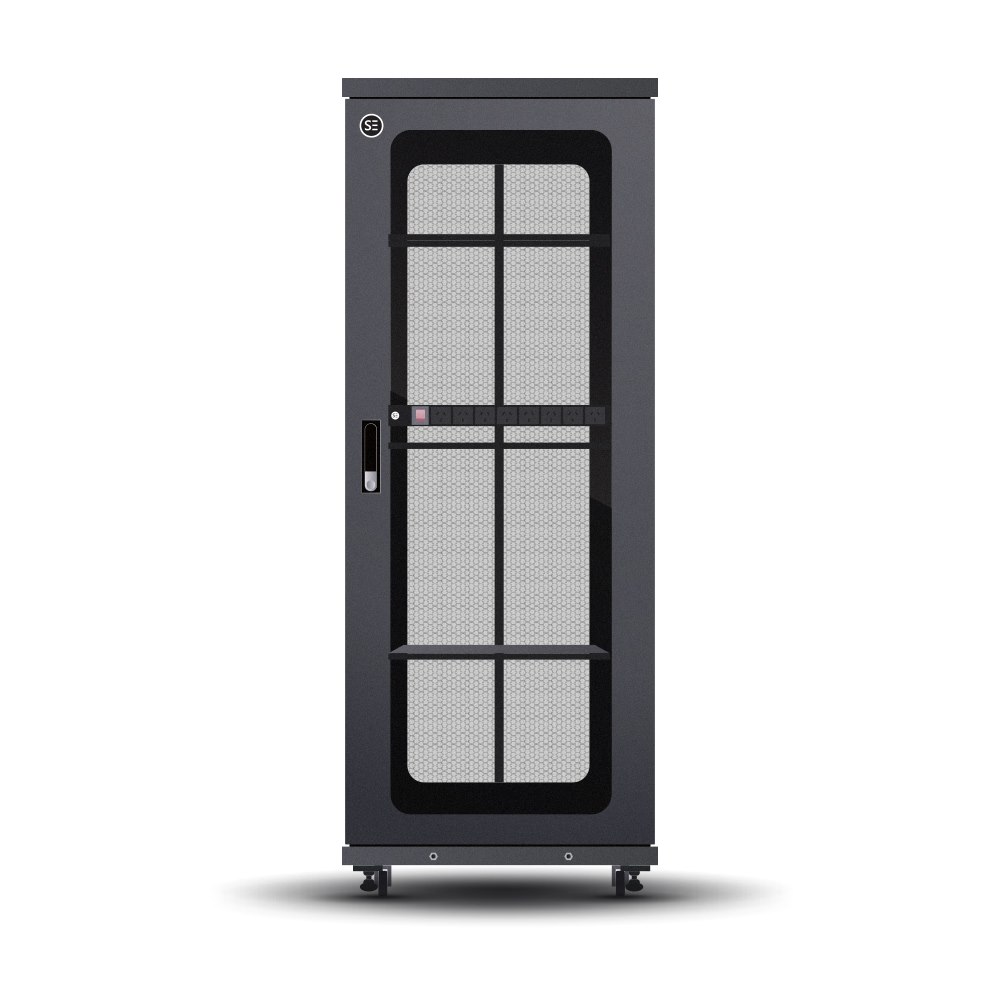 Serveredge 37Ru Fully Assembled Free Standing Server Cabinet - 600W X 600D X 1840H Includes:Lockable Front Glass DoorLockable Dual Rear Mesh DoorsLockable Side Panels1 X 8 Way Pdu1 X 2 Way Roof Mount