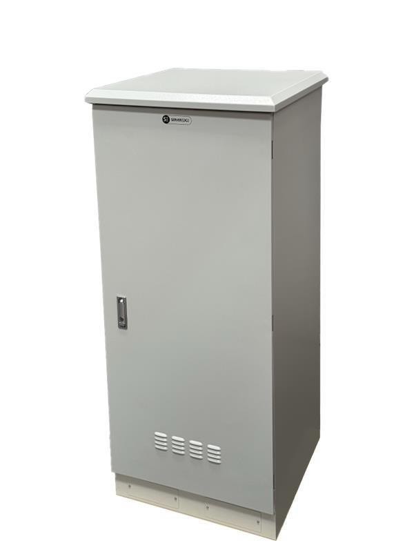 Serveredge 27RU IP55 Rated 600mm Wide & 600mm Deep Free Standing Cabinet - With Removable 100mm Plinth