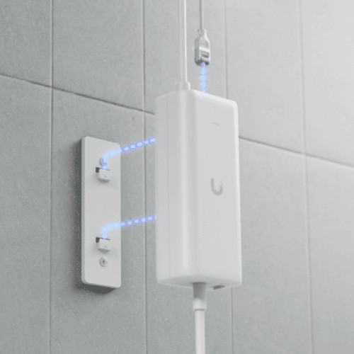 Ubiquiti UACC-PoE+-USBC AC/PoE+ Power Adapter for UniFi Gateways (30W)
