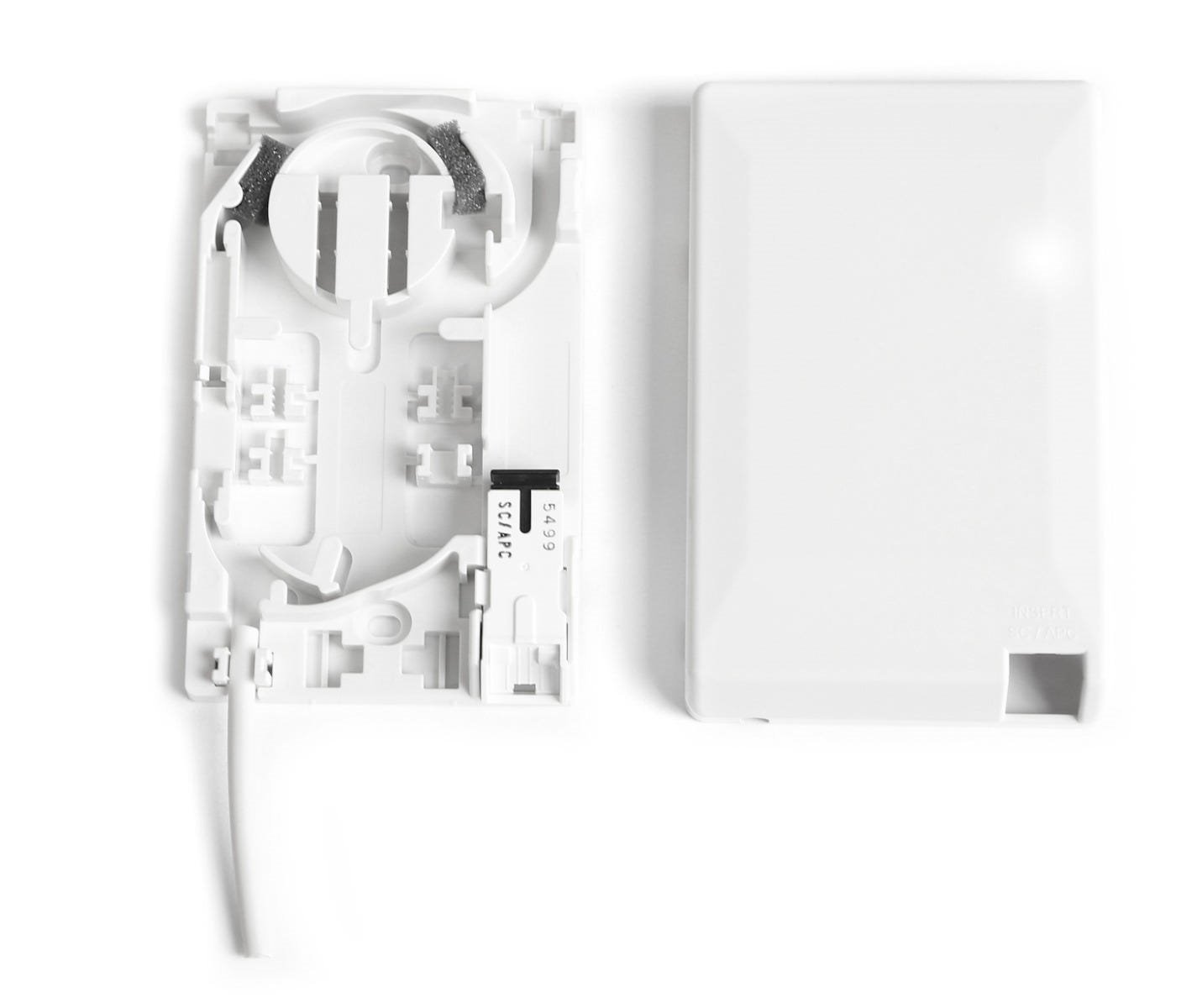 Warren & Brown Fibre Wall Outlet Base Splice Tray, Shuttered, Sc/A Through Connectors, With Cover | White **NBN Sku 10002863**