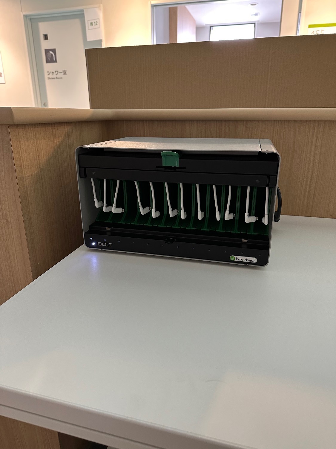 PC Locs Bolt Lightning PD Charging Station