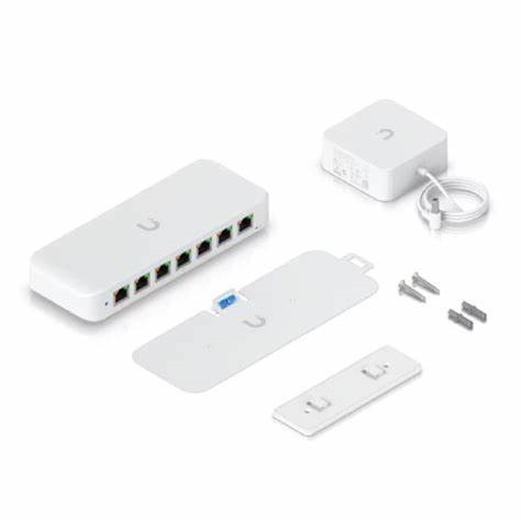 Ultra 60W, A compact, Layer 2, 8-port GbE PoE switch with versatile mounting options.
