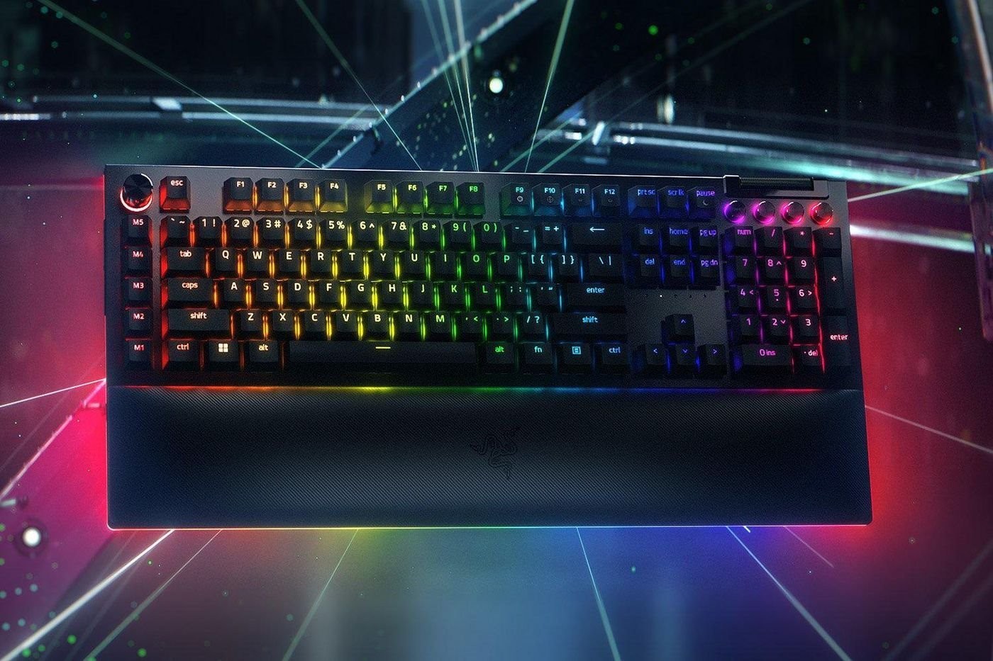 Razer BlackWidow V4 Pro Tastatur Mekanisk RGB Chroma Kabling TYSK