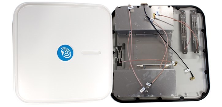 QuWireless QuMax 4G/Lte, WiFi & GPS Outdoor Enclosure Panel Antenna For Rutx12