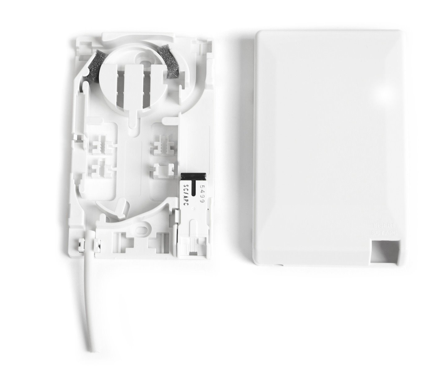 Warren & Brown Fibre Wall Outlet Base Splice Tray, Shuttered, Sc/A Through Connectors, With Cover | White **NBN Sku 10002863**