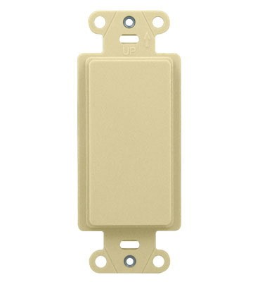 On-Q Blank Decorator Outlet Strap In Light Almond