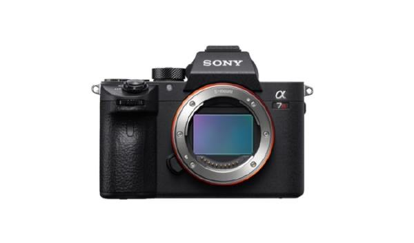 Sony A7r Iii Digital E-Mount Camera With 35MM Full Frame Sensor - Body Only