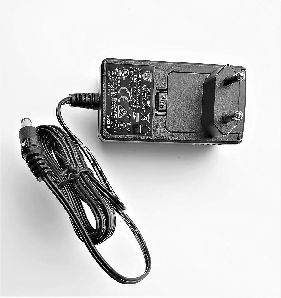 Snom 00004570 10W Power Adapter/Inverter Indoor, Black, Psu For All The Snom Desk Telephones, Suitable For Eu/Uk&Au Plug *(Please Check Au 4611 Clips)