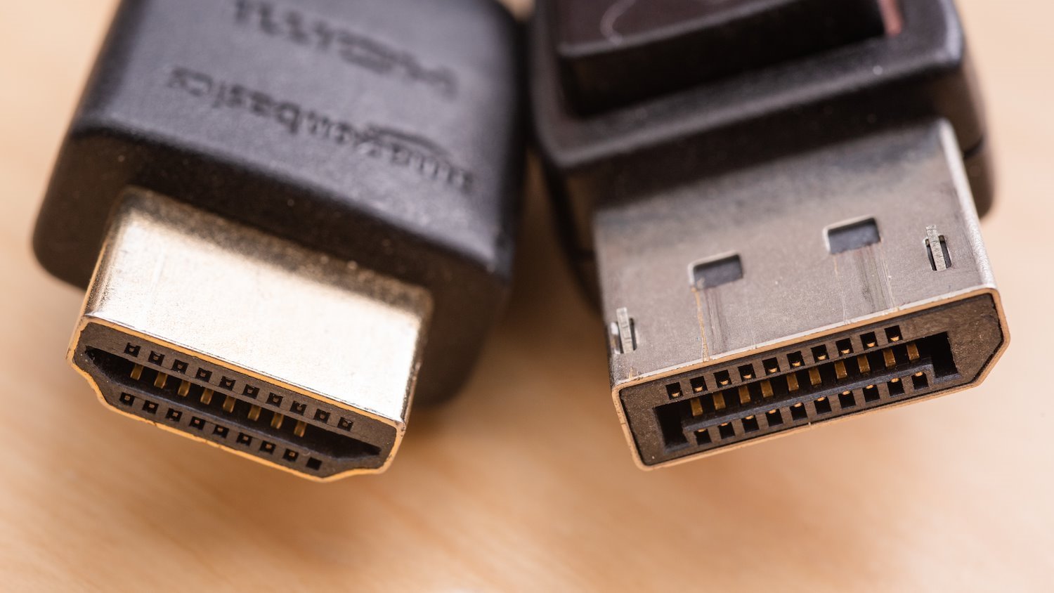 Display Port to HDMI Cable