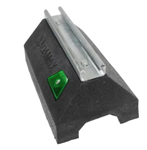  Support Block with 14-Gauge Steel Solid Strut Channel