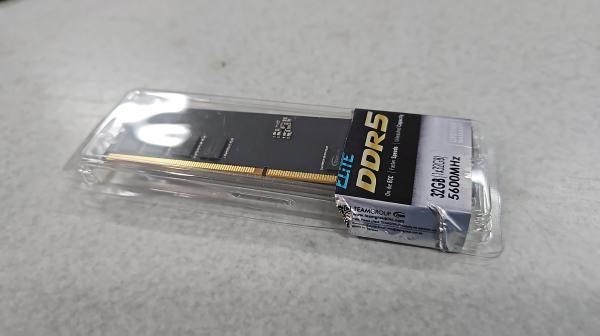 Team Packaging Opened Team Group Elite 32GB 5600MHz On-Die Ecc DDR5 Desktop For SFF / TWR