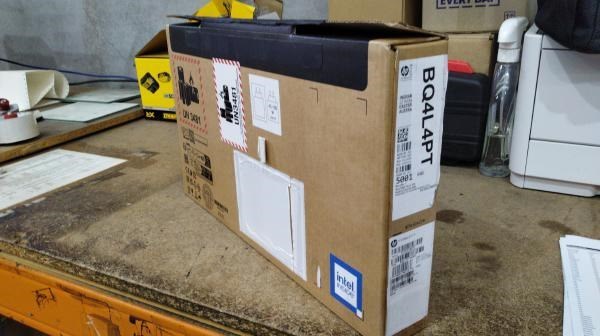 HP Box Opened HP EliteBook 6 G1i -BQ4L4PT- Intel U7-255U / 16GB 5600MHz / 512GB SSD / 14" Wuxga / W11P / 3-3-3 (Replaces A4ve6pt)