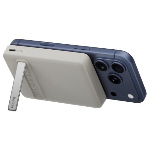 Belkin BoostCharge Slim Magnetic Power Bank Qi2 10K With Stand